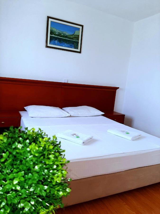 Villa Markic ดริเวนิก ภายนอก รูปภาพ